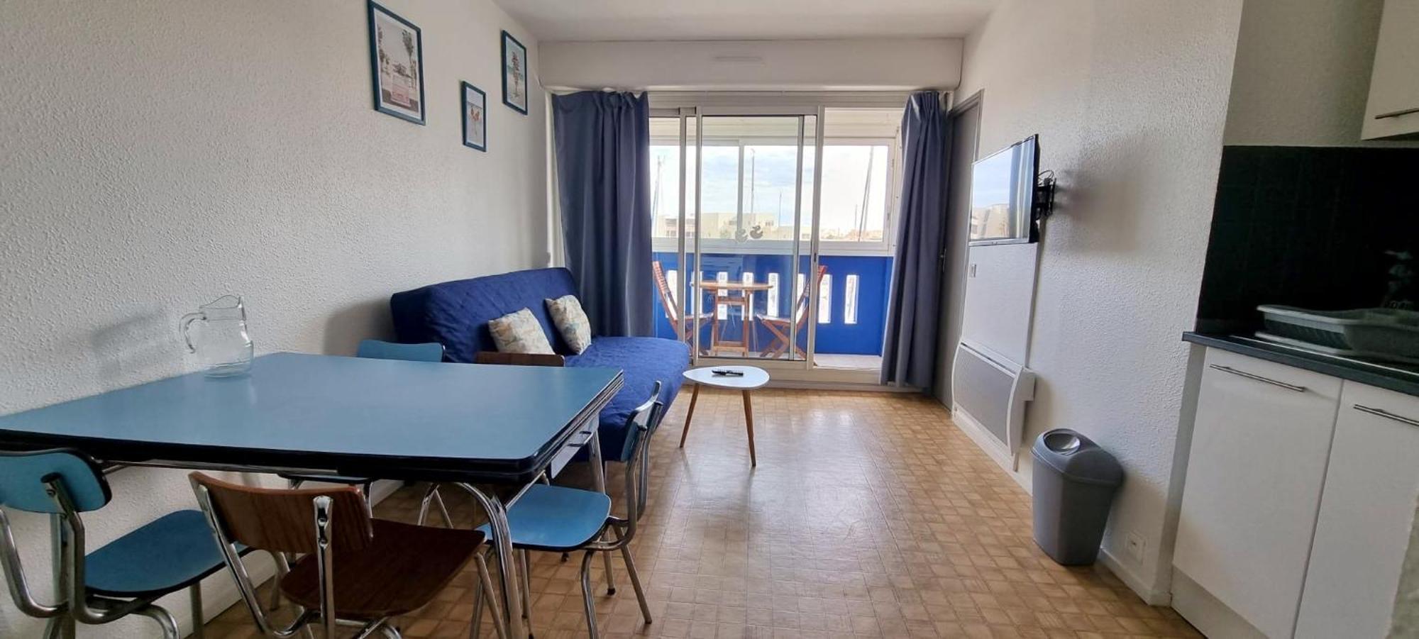 Апартаменты Le Calme Et La Luminosite Du Port Ideal Pour Un Bon Sejour Лёкат Экстерьер фото